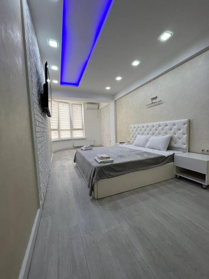 Ferienwohnung Luxrent Kischinau Exterior foto